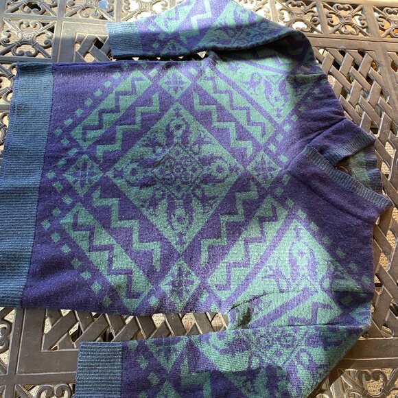 Vintage Bogner - Nordic Ski Sweater - 100% Wool - Geometric Navy Blue and Green - Picture 14 of 16